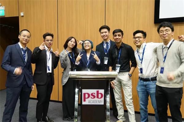 高中在读申请新加坡SIM学院